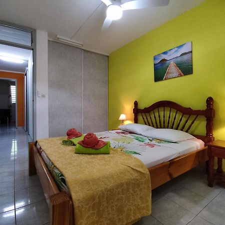 Bungalow With Sea View In Deshaies Ngoại thất bức ảnh