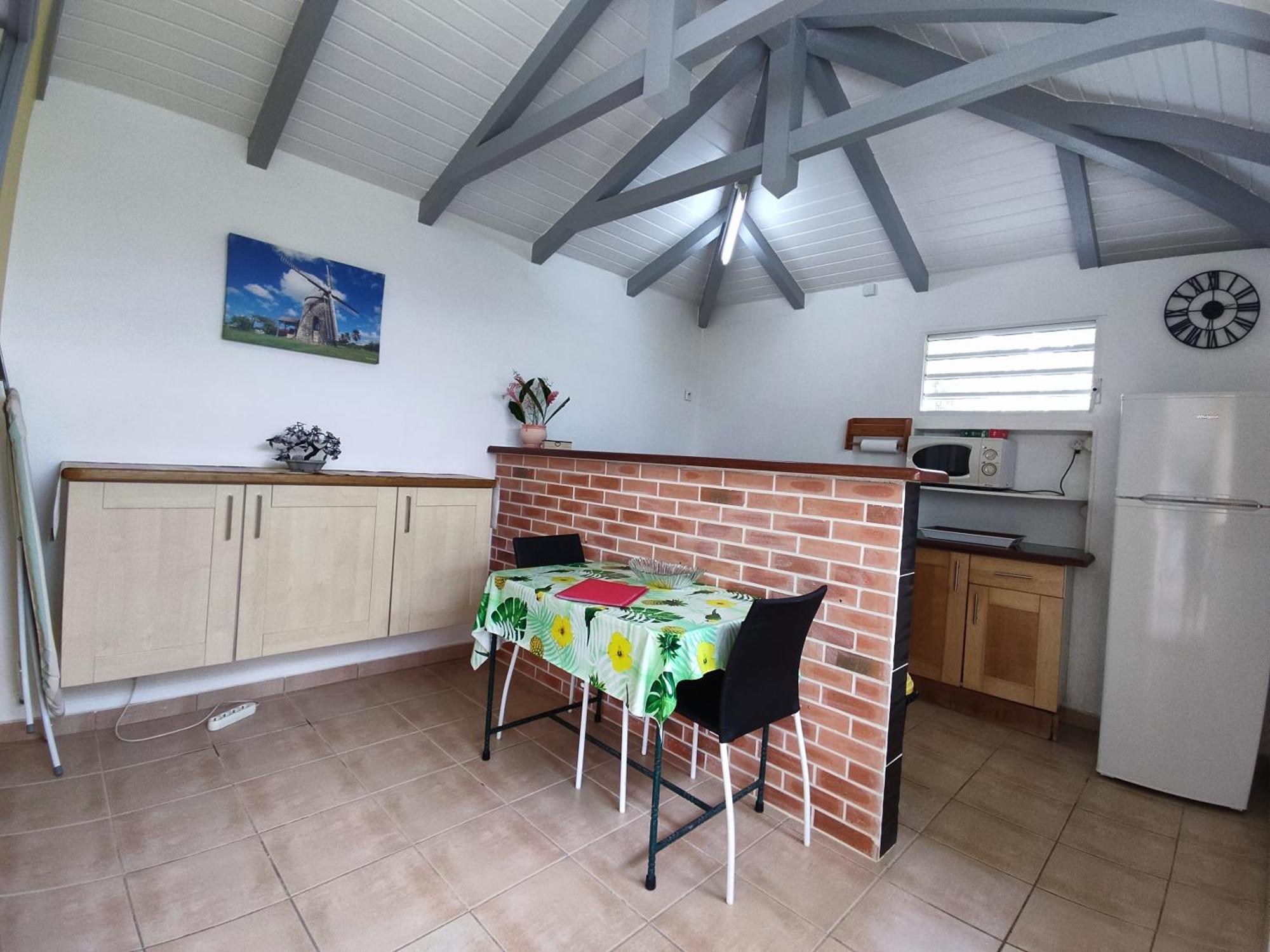 Bungalow With Sea View In Deshaies Phòng bức ảnh